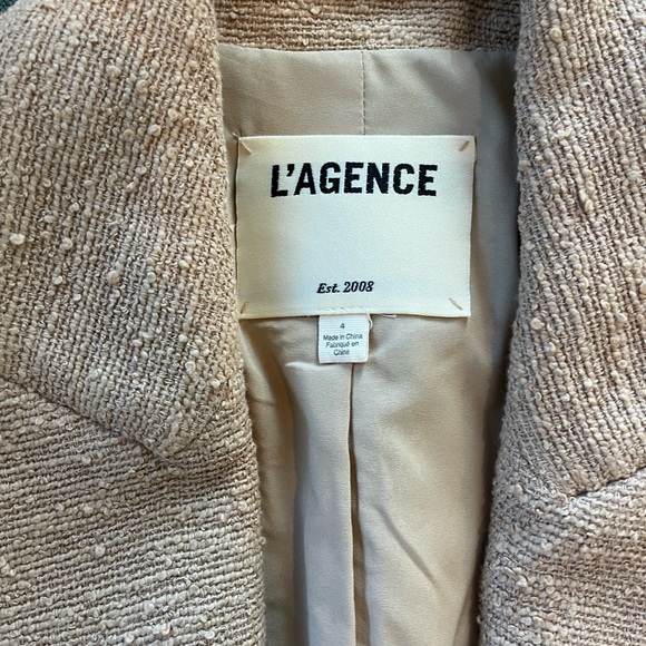 L’AGENCE cropped blazer - Picture 3 of 5